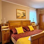 Jurika Liptov Aparthotel 3*