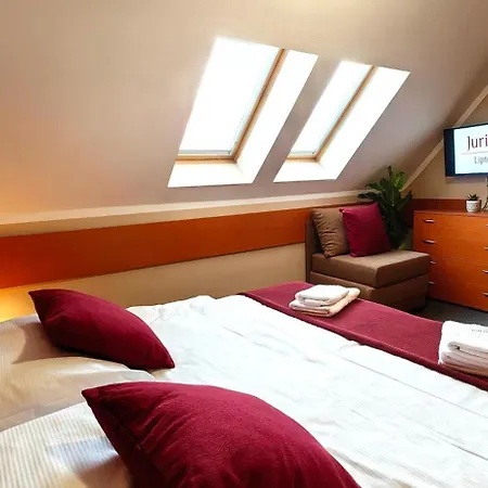 Jurika Liptov بوبروفيتس