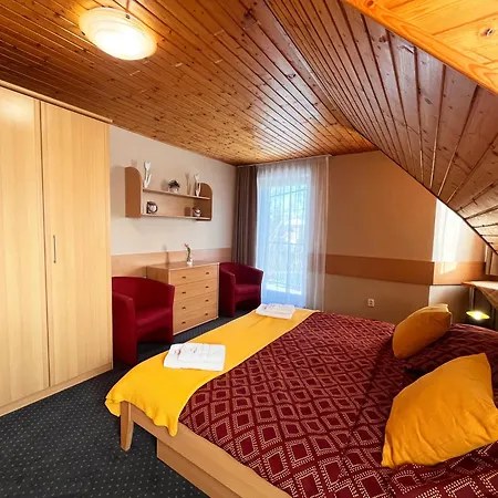 Jurika Liptov 3* بوبروفيتس